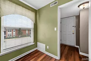 1953 Green Glen Dr, Kirkwood, MO 63122 - Photo 9