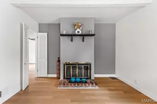 1355 Fairmount Ct, Saint Louis, MO 63139 - Photo 7