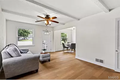 1355 Fairmount Court, Saint Louis, MO 63139 - Photo 9