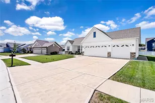 713 Galveston Ct, Moscow Mills, MO 63362 - Photo 51