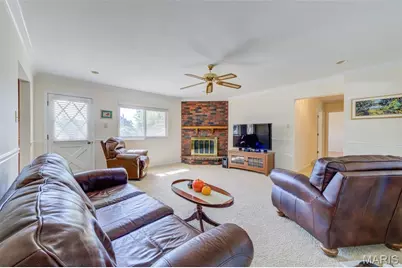 4808 Towne South Road, Saint Louis, MO 63128 - Photo 11