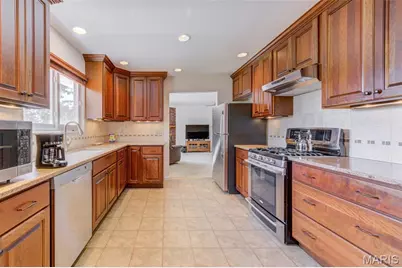 4808 Towne South Road, Saint Louis, MO 63128 - Photo 17