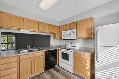 2020 Greenglen Drive, Saint Louis, MO 63122 - Photo 13