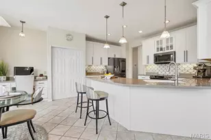 16652 Benton Taylor Dr, Chesterfield, MO 63005 - Photo 19