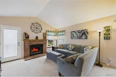 2931 Plum Leaf Circle, Saint Peters, MO 63303 - Photo 5