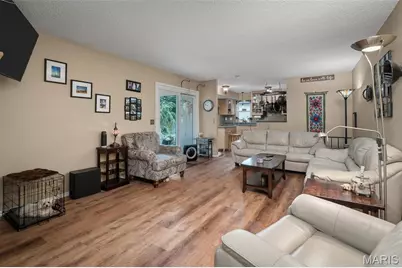 5535 Seagrave Court, Saint Louis, MO 63129 - Photo 7
