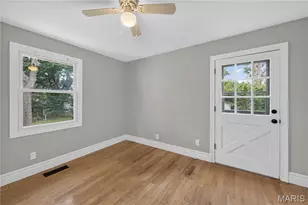 908 Des Peres Dr, Saint Louis, MO 63131 - Photo 23