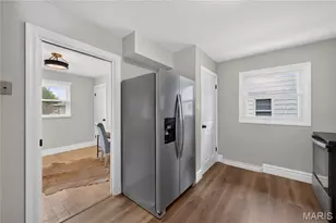 908 Des Peres Dr, Saint Louis, MO 63131 - Photo 11