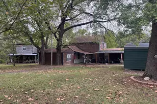 1109 Commercial St, Mineral Point, MO 63660 - Photo 51