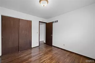 3555 High Dr, Saint Ann, MO 63074 - Photo 7