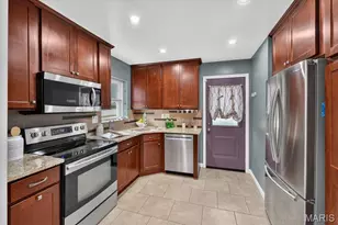 7613 Lovella Ave, Saint Louis, MO 63117 - Photo 13