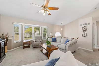 202 Kunze Drive, Saint Charles, MO 63303 - Photo 5