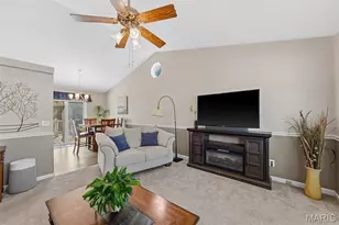 202 Kunze Dr, Saint Charles, MO 63303 - Photo 7