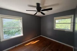 309 Midlothian Rd, Saint Louis, MO 63137 - Photo 9