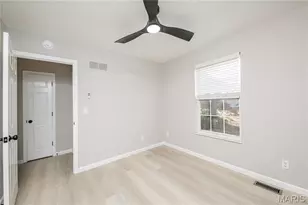1298 Golden Gate Ln, Saint Peters, MO 63376 - Photo 21