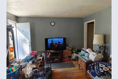 2 Saint Martha Court, Florissant, MO 63031 - Photo 3