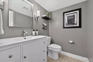 2 Woodoaks Trail, Ladue, MO 63124 - Photo 27