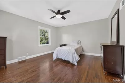 2 Woodoaks Trail, Ladue, MO 63124 - Photo 41