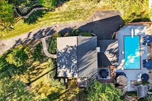2 Woodoaks Trail, Ladue, MO 63124 - Photo 71