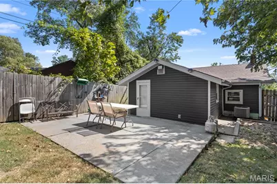 9329 Latrobe Avenue, Saint Louis, MO 63114 - Photo 19