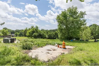 5340 Studer Lane, Saint Louis, MO 63128 - Photo 5