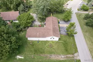 5340 Studer Ln, Saint Louis, MO 63128 - Photo 31