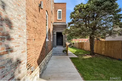 2913 Gasconade Street, Saint Louis, MO 63118 - Photo 3