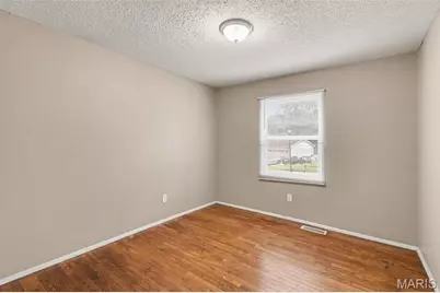 12995 Verwood Drive, Florissant, MO 63033 - Photo 7
