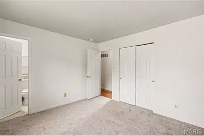 2467 Wesbay Drive, Maryland Heights, MO 63043 - Photo 11