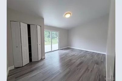 215 S Saint Jacques Street, Florissant, MO 63031 - Photo 11
