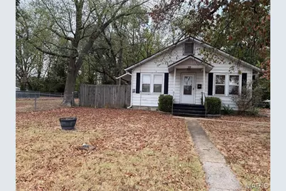 445 Laclede Street, Lebanon, MO 65536 - Photo 1