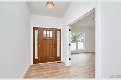 107 Wolf Den Court, Lake Saint Louis, MO 63367 - Photo 3