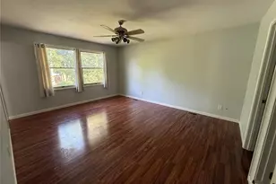 319 Windsor Spring Dr, Sunset Hills, MO 63122 - Photo 11