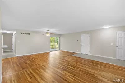 1411 Sherwood Forest Drive, Florissant, MO 63031 - Photo 9