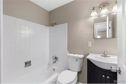 1411 Sherwood Forest Drive, Florissant, MO 63031 - Photo 21