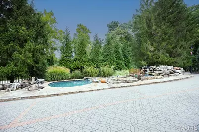 76 River Valley Drive, Chesterfield, MO 63017 - Photo 3
