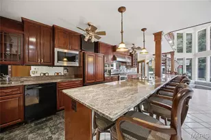 76 River Valley Dr, Chesterfield, MO 63017 - Photo 15