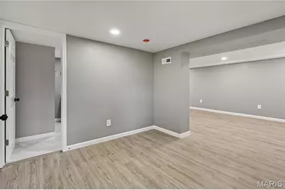 7095 Lexington Avenue, Velda City, MO 63121 - Photo 13