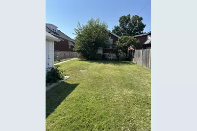 5701 Gresham Avenue, Saint Louis, MO 63109 - Photo 27