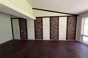 475 Waterford Dr, Florissant, MO 63033 - Photo 17
