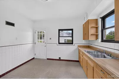 9914 Tesson Ferry Road, Affton, MO 63123 - Photo 9