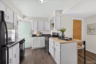1143 Folger Ave, Kirkwood, MO 63122 - Photo 9