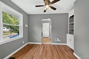 10160 Cloverdale Dr, Saint Louis, MO 63136 - Photo 17