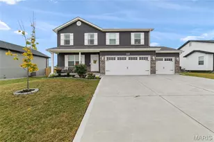 315 Katie Lynn Dr, Wentzville, MO 63385 - Photo 1