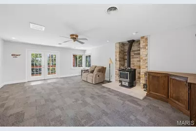 5985 N Lakeshore Drive, Hillsboro, MO 63050 - Photo 19