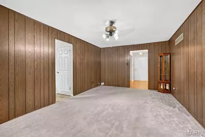14450 Avocado Lane, Florissant, MO 63034 - Photo 17