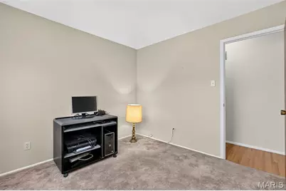 14450 Avocado Lane, Florissant, MO 63034 - Photo 35