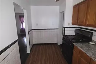 10140 Cabot Dr, Bellefontaine Neighbors, MO 63137 - Photo 9