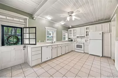 205 E 8th Street, Hermann, MO 65041 - Photo 27