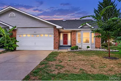 2960 Sylvan Lane #5D, Saint Charles, MO 63301 - Photo 1